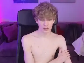 Chaturbate Free Live Porn of curly_twinkboy