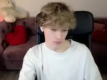 Chaturbate Sex Cam of curly_twinkboy