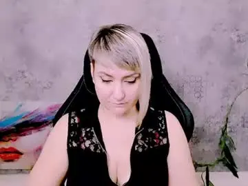 Chaturbate Live Sex Cam of djullia