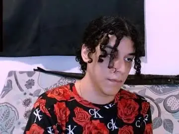 Chaturbate Adult Video Chat of isidroglasc