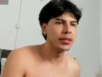 Chaturbate Sex Cam of izack_01