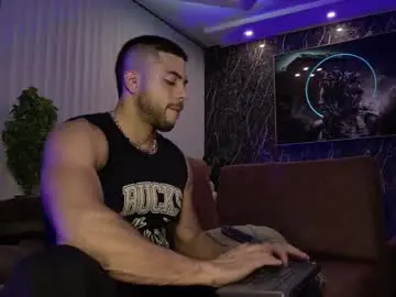 Chaturbate Live Sex Cam of camilowatson
