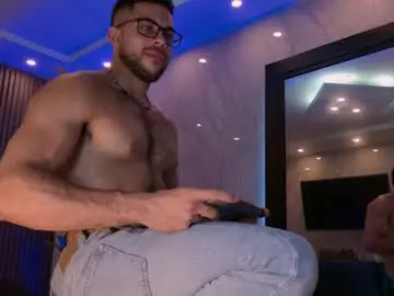 Chaturbate Private Sex Chat of camilowatson