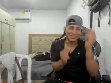 Chaturbate Live Sex of masteralda09