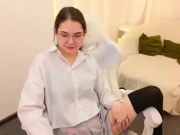 Chaturbate Live Sex Cam of sindell_cryell