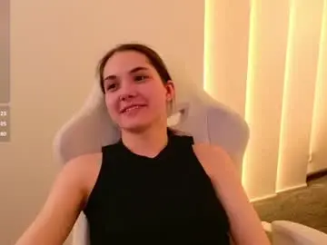 Chaturbate Live Sex Cam of sindell_cryell