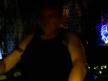 Chaturbate Live Sex Cam of marriedguyold