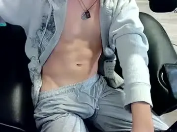 Chaturbate Live Sex Cam of skrogdog