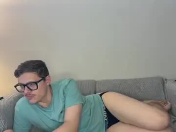 Chaturbate Live Sex of danielbelow