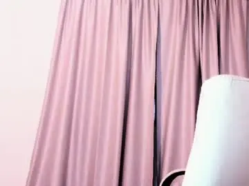 Chaturbate Live Sex of luisaa_diaz_