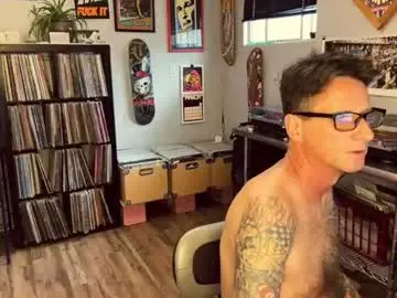 Chaturbate Live Sex Cam of bnczuperzexy