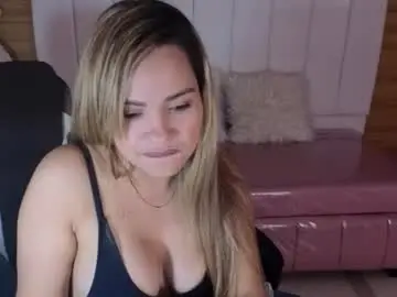 Chaturbate Free Live Porn of mia_lorence_a