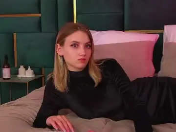 Chaturbate Live Sex Cam of stacyevancesss