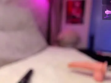 Chaturbate Live Sex Cam of yourbabynatalie