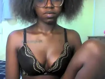 Chaturbate Adult Webcam of ebonymuse2