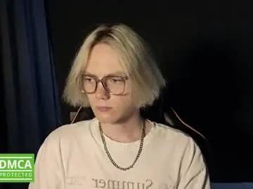 Chaturbate Live Porn of kirill_20_cm