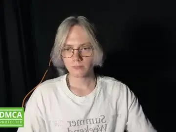 Chaturbate Free Live Porn of kirill_20_cm