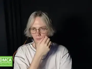 Chaturbate Live Porn of kirill_20_cm