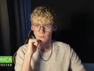 Chaturbate Best Webcam of kirill_20_cm