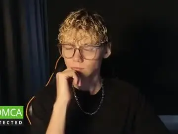 Chaturbate Sex Cam of kirill_20_cm
