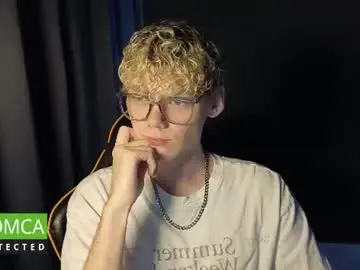 Chaturbate Nude Webcam of kirill_20_cm