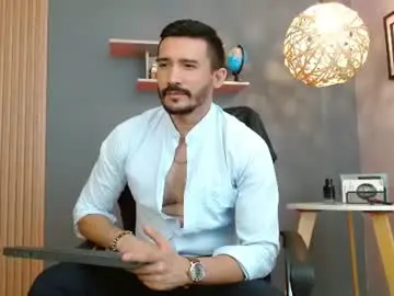 Chaturbate Watch Live Sex Cams of reiko_85_