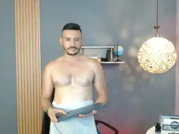 Chaturbate Watch Live Sex Cams of reiko_85_