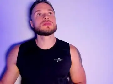 Chaturbate Live Porn of adrien_roche888