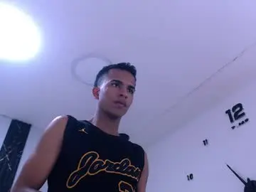 Chaturbate Best Webcam of aston_vera