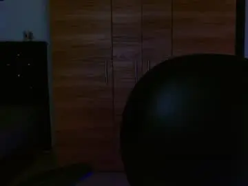 Chaturbate Sex Cam of cuteisabella_a