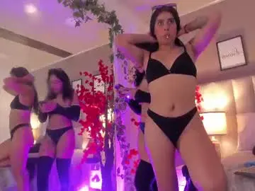 Chaturbate Live Sex of kiara_kismet9