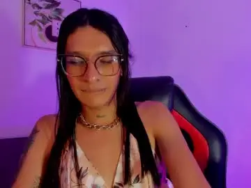 Chaturbate Adult Webcam of maddie_ray_