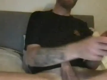 Chaturbate Live Sex Cam of messageme11