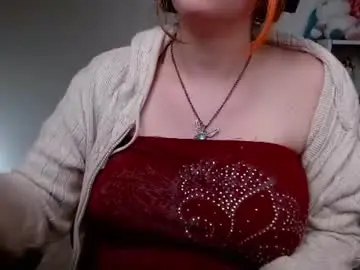 Chaturbate Live Sex Cam of krystalsyxx