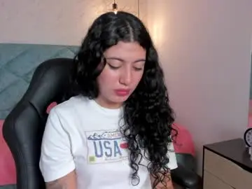 Chaturbate Sex Chat of lucy_greys_