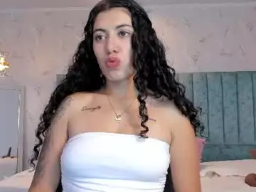 Chaturbate Live Porn of lucy_greys_