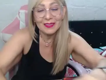 Chaturbate Adult Webcams of shira_evans40