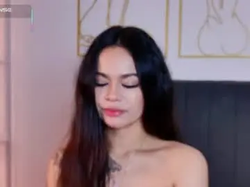 Chaturbate Watch Live Sex Cams of summer_holiday