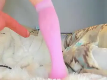 Chaturbate Live Porn of eatmygingersnapps