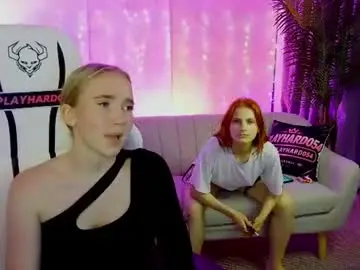Chaturbate Best live sex cam show of emily054