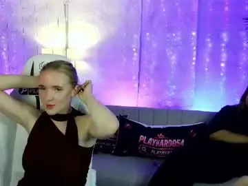 Chaturbate Live Porn of emily054