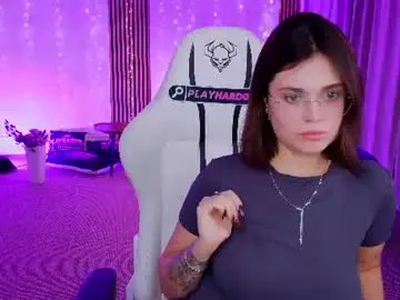 Chaturbate Live Porn of emily054