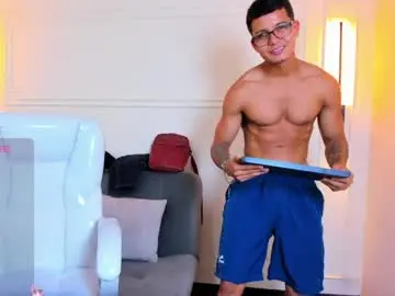 Chaturbate Adult Video Chat of paradise_boy_s