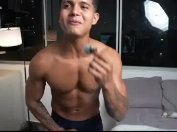Chaturbate Best live sex cam show of paradise_boy_s
