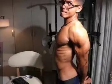 Chaturbate Adult Video Chat of paradise_boy_s