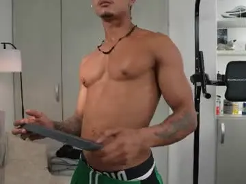 Chaturbate Adult Video Chat of paradise_boy_s