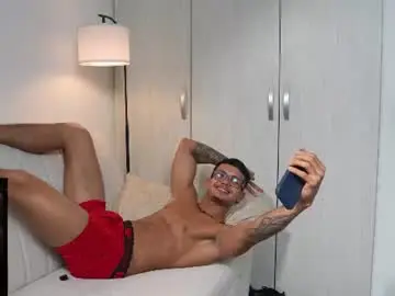 Chaturbate Live Porn of paradise_boy_s
