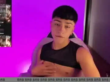 Chaturbate Free Porn Cam of andreewwx_m