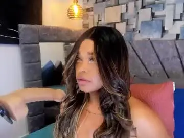 Chaturbate Nude Webcam of angel_dthroat