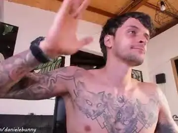 Chaturbate Live Porn of daniele_bunny